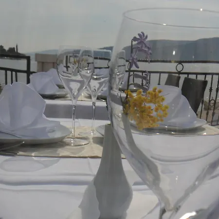 Mediterana Szálloda Seget Vranjica