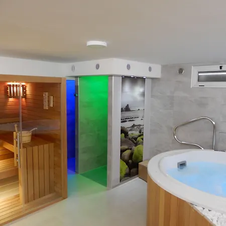 Mediterana 4* Seget Vranjica