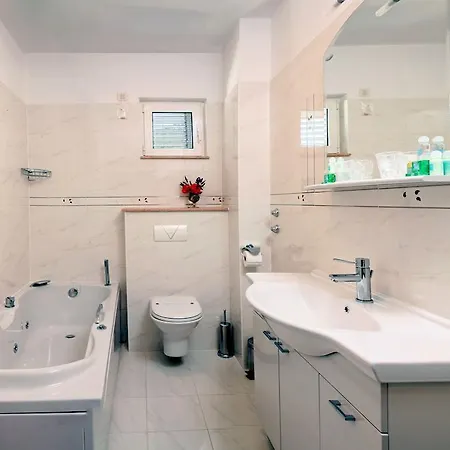 Mediterana Hotel 4*