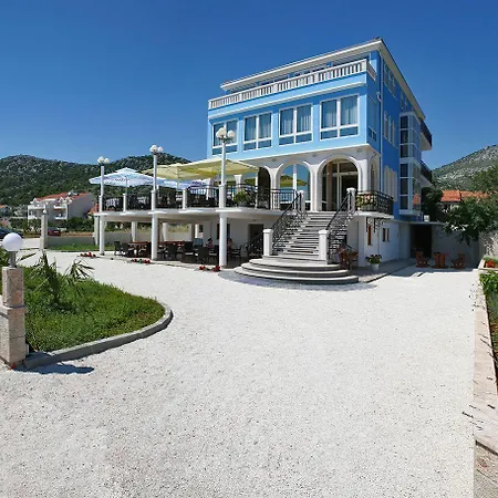 Hotel Mediterana Seget Vranjica