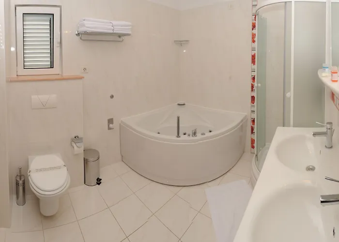 Hotel Mediterana 4*