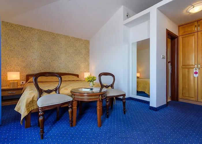 Mediterana Hotel Seget Vranjica