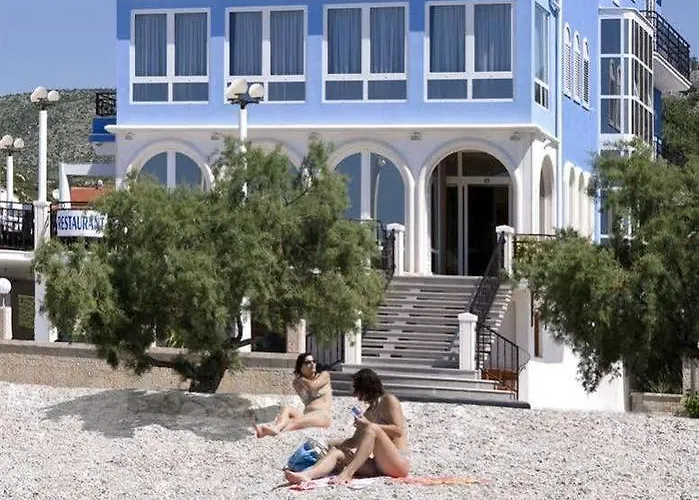 Hotel Mediterana 4*