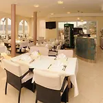 Hotel Mediterana Seget Vranjica