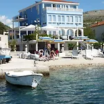 Mediterana 4* Seget Vranjica