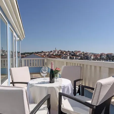 Mediterana Hotel Seget Vranjica