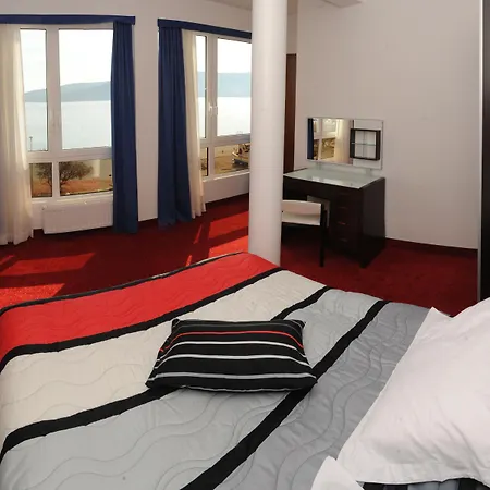 Mediterana 4* Seget Vranjica