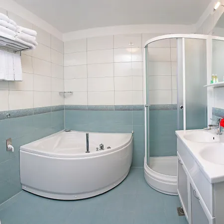 Hotel Mediterana 4*