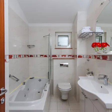 Szálloda Mediterana 4*