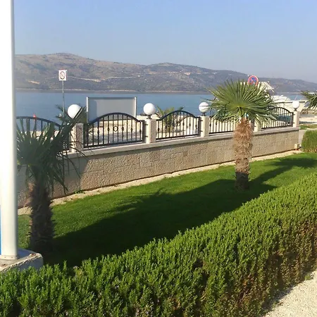 Hotel Mediterana 4*