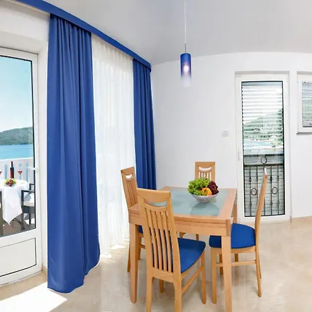 Mediterana 4* סגט ווראנייצה
