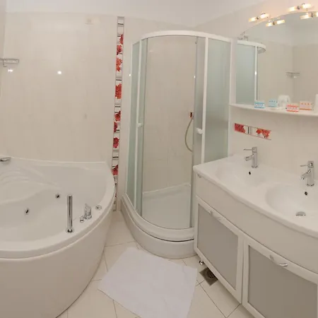 Hotel Mediterana Seget Vranjica