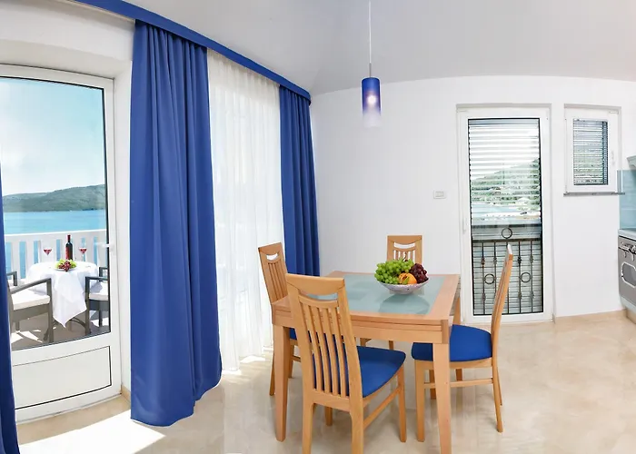 Mediterana 4* Seget Vranjica