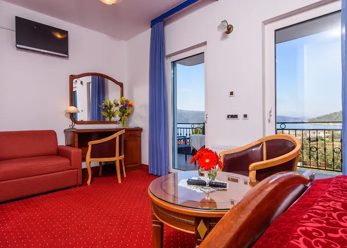 Mediterana Hotel Seget Vranjica