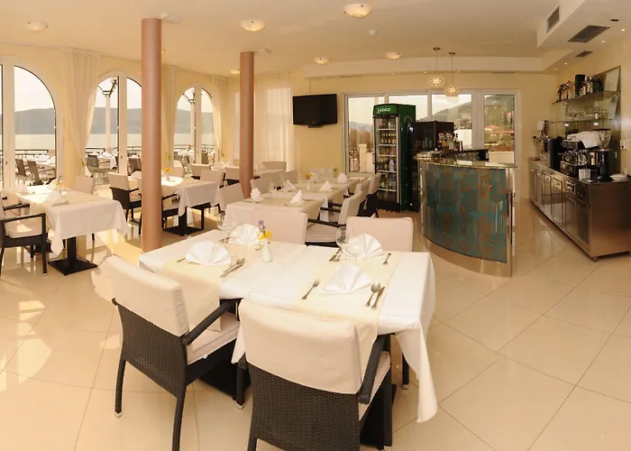 Hotel Mediterana Seget Vranjica